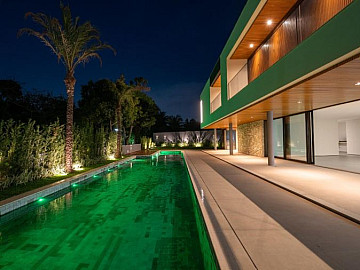 CASA ALTO PADRAO